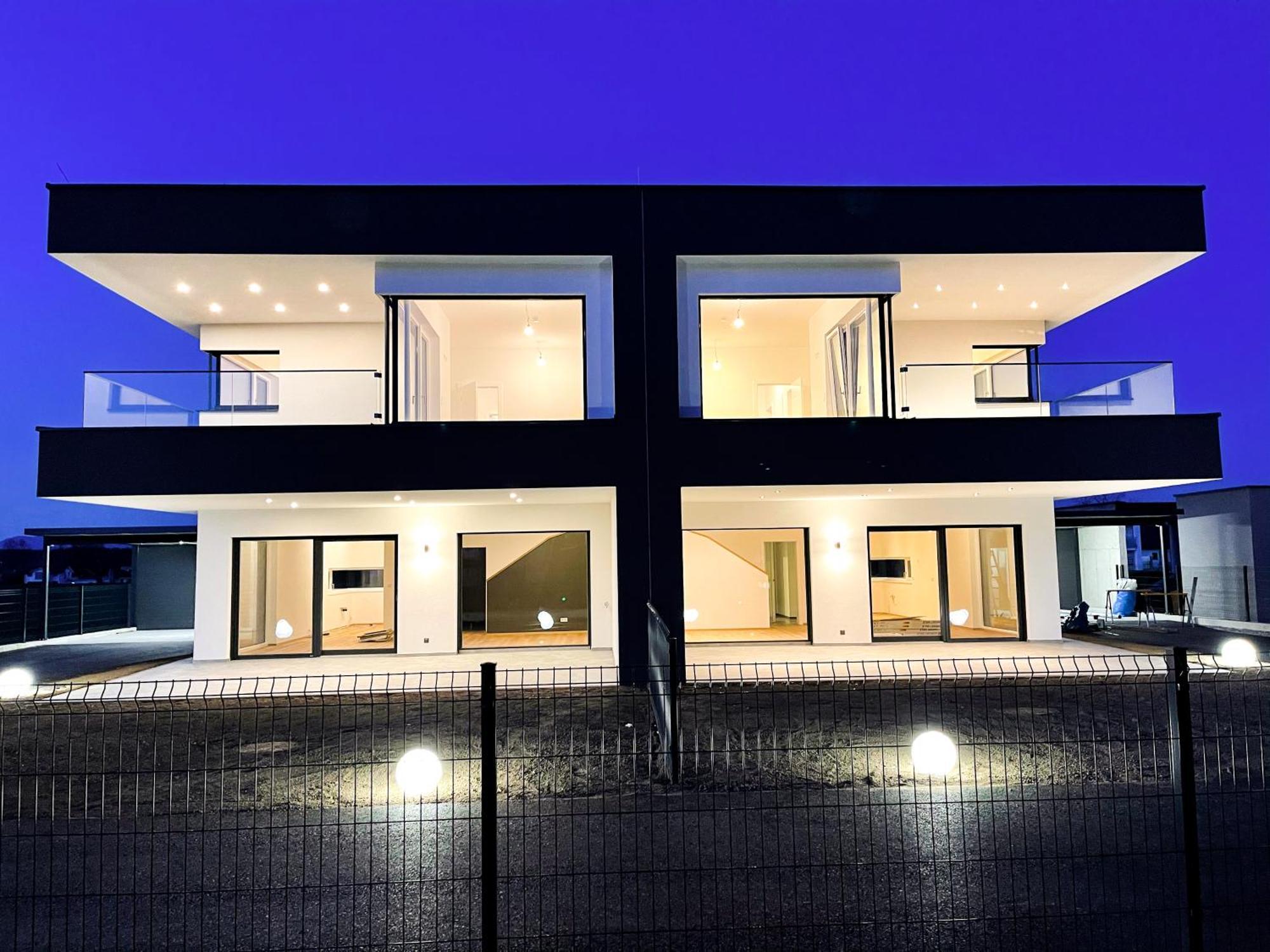 Luxus-Villa In Idyllischer Lage Muttendorf 外观 照片